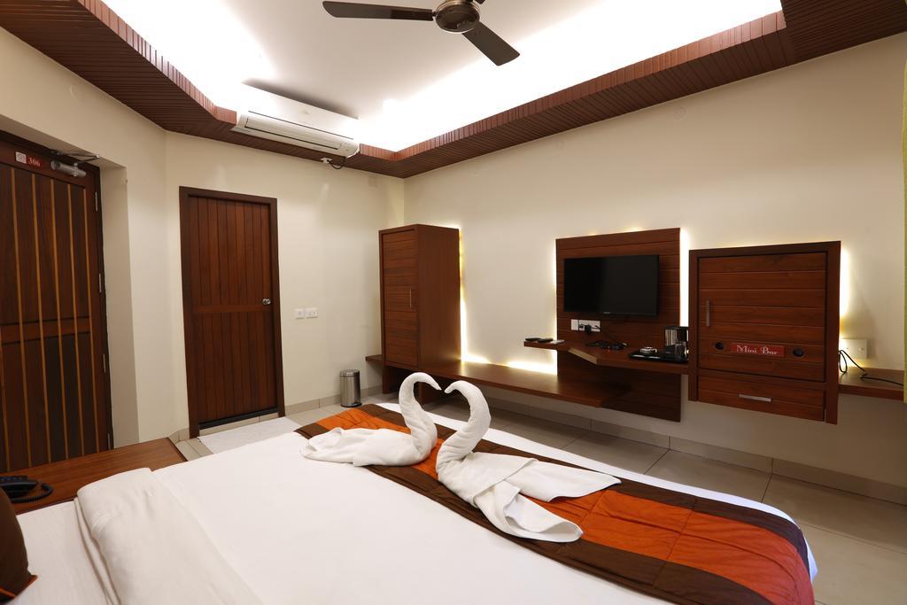 Hotel Raj Residency à Pondichéry Extérieur photo