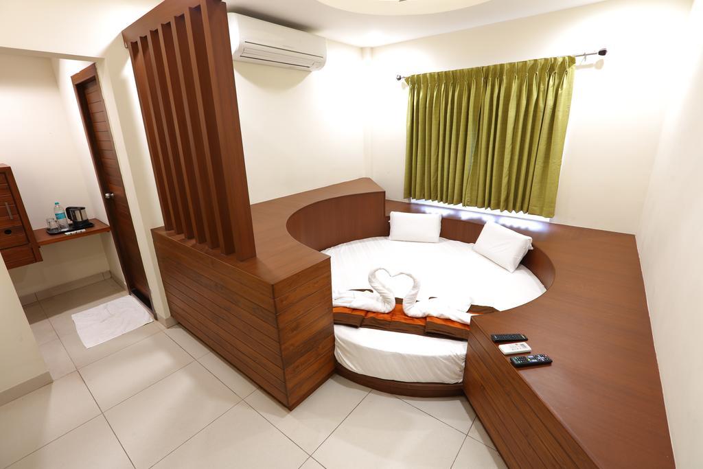 Hotel Raj Residency à Pondichéry Extérieur photo
